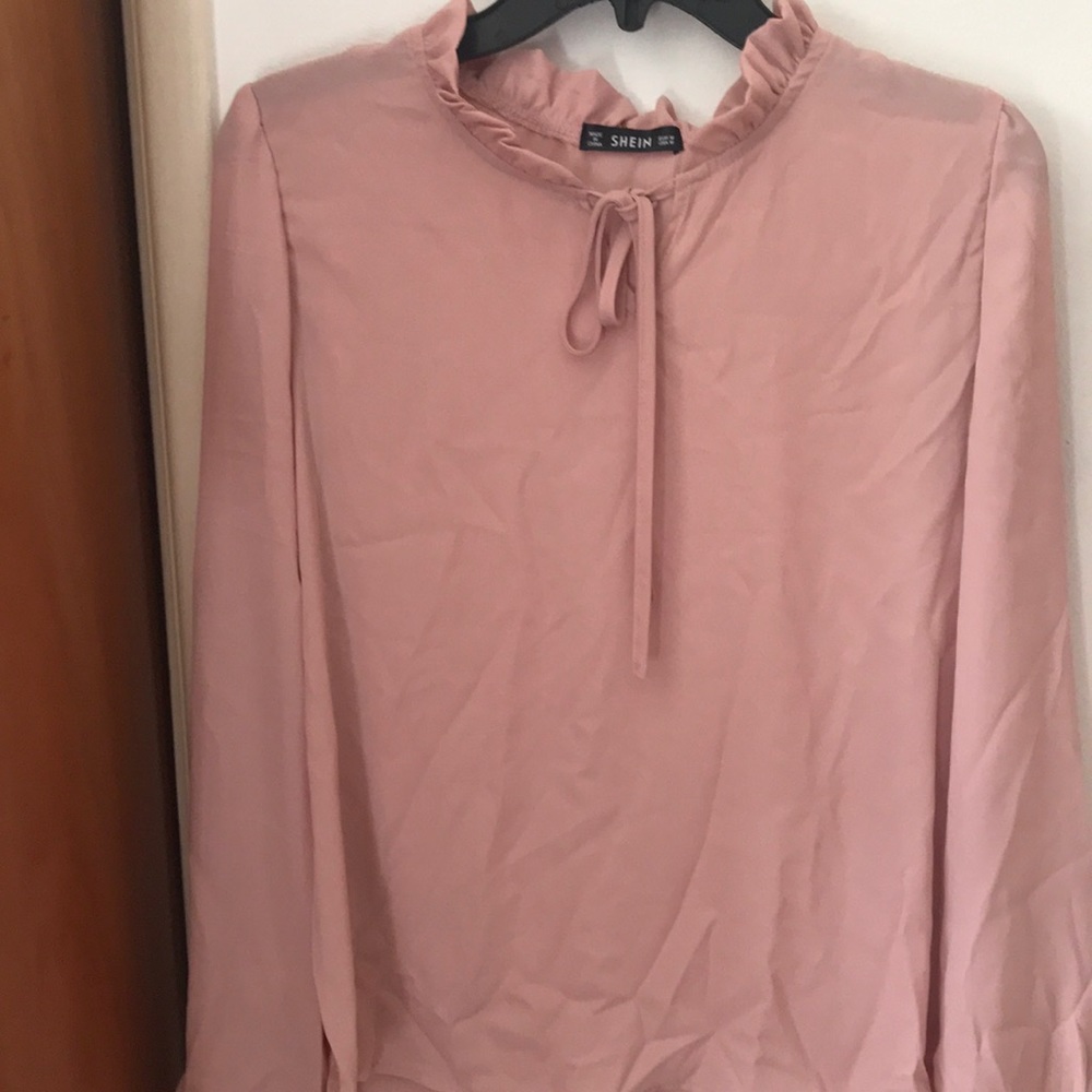 NWOT -Woman blouse